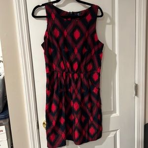 Size 8 pink patterned gap shift dress